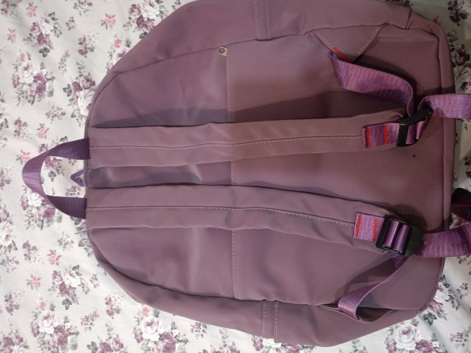 Школьный рюкзак.