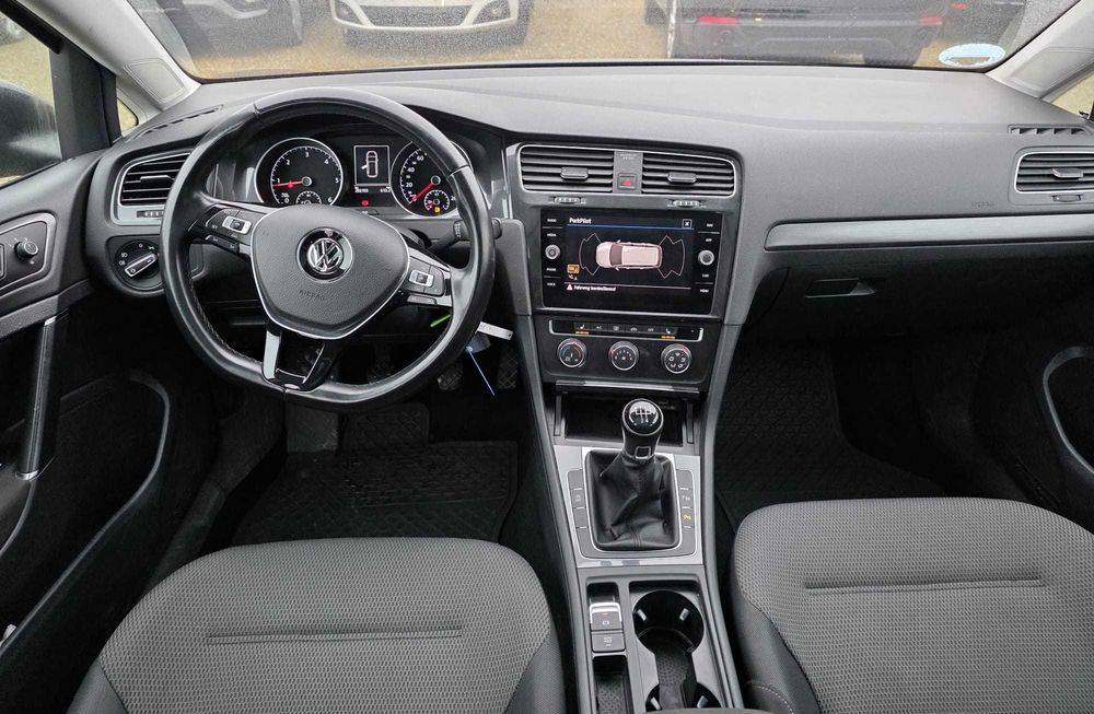 Volkswagen Golf 7.5 1.6 TDI 2017 Comfortline Panoramic Parktronic Navi