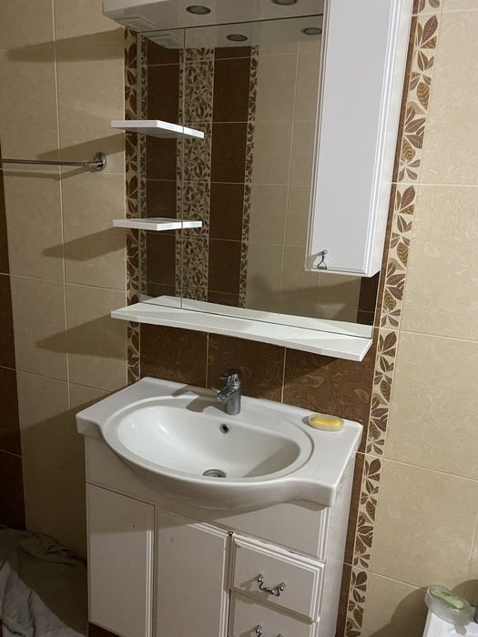 Шкаф для ванной с зеркалом