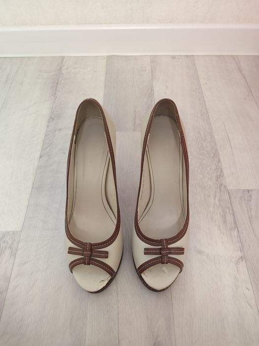 Туфли на шпильке