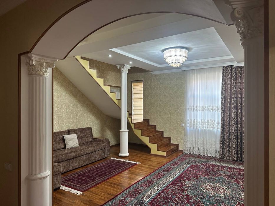 Мирзо улугбек туманида участка 6 сотик