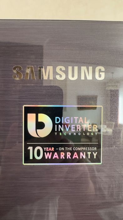 Холодильник двухкамерный «Самсунг»