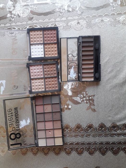 Тени каждая по 25000