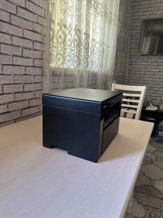 Принтер Canon i-SENSYS MF3010
МФУ: печать, копирование, сканирование.