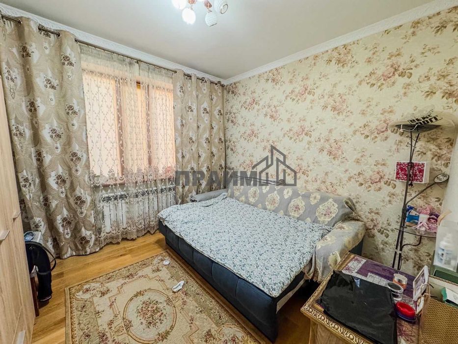 ПРОДАМ 5 ком. дом Центр (Артем ПРАЙМ)