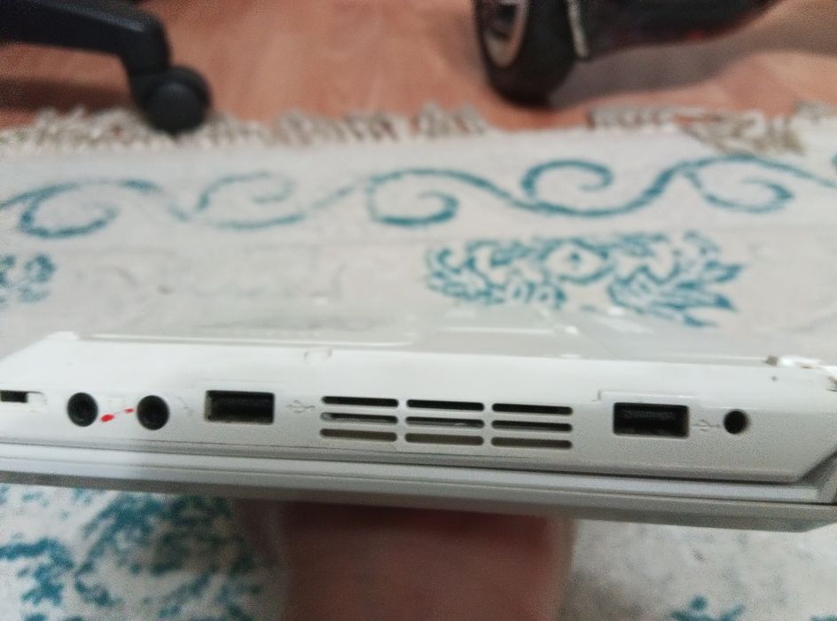 Ноутбук не рабочий