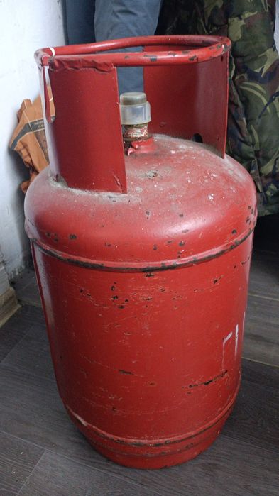 Продам газовый баллон.
