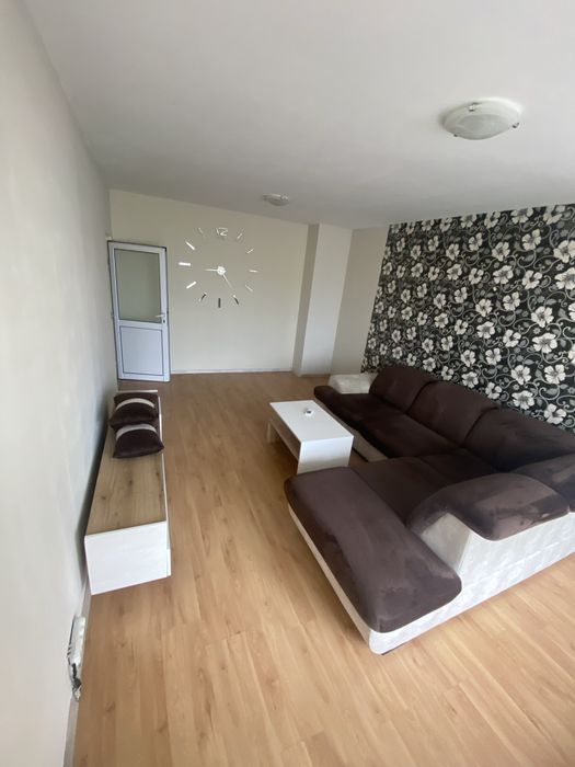 Продава се Тристаен апартамент в Нова Загора - 87 кв.м за 967 €/кв.м - Снимка #1