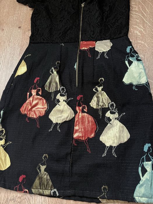 Рокля за повод