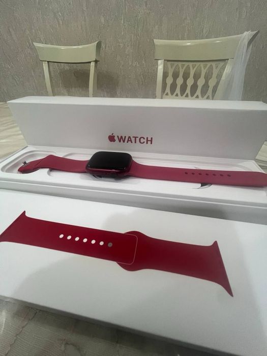 Apple Watch Series 7 (PRODUCT)RED — Полный комплект