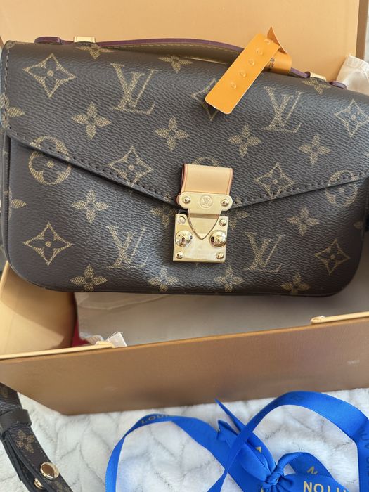 Дамска чанта нова