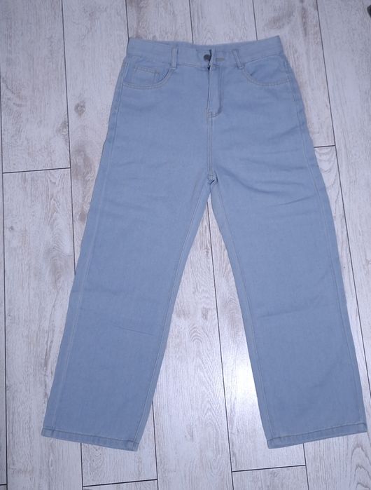 Стильные  джинсы