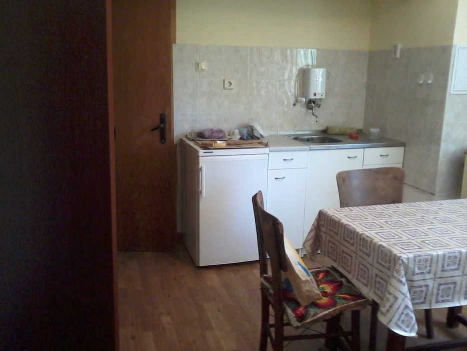 Дава се под наем  в София, Бенковски - 30 кв.м за 163.2 € - Снимка #2