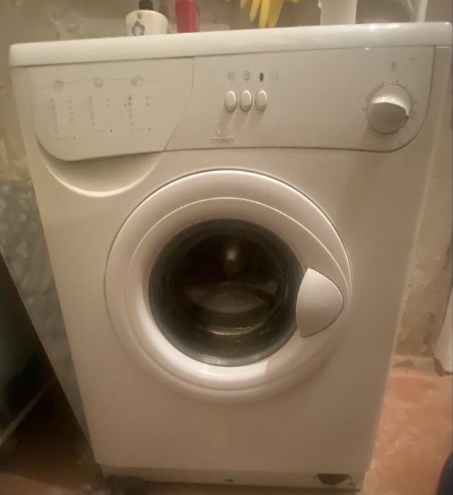 Продам стиральную машину