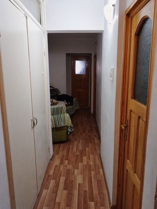 Cameră de închiriat în apartament - 150 de euro