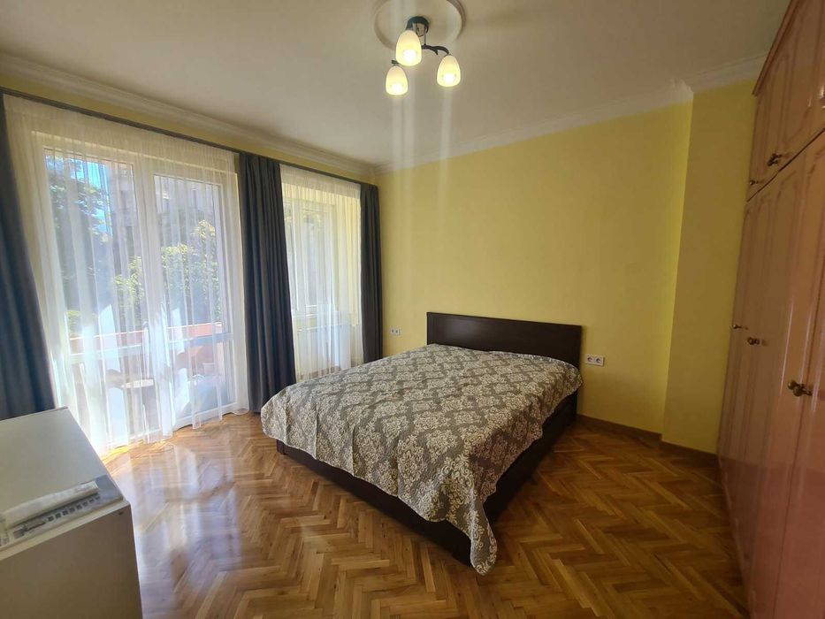 Дава се под наем Тристаен апартамент в София, Център - 100 кв.м за 1485 € - Снимка #6