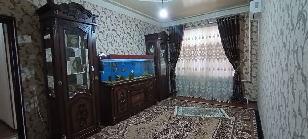 Qoraqamish 1/4  4xona 83kv