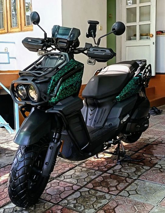 Продаётся скутер танк. Skuter tank sotiladi