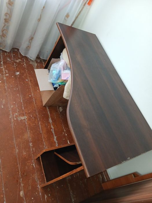 Письменный стол 5000тг