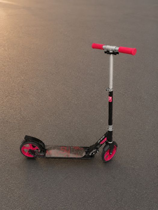 Trotineta Oxelo pentru copi 8-13 ani