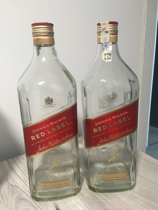 Празни бутилки Johnnie Walker - 1,75 l.