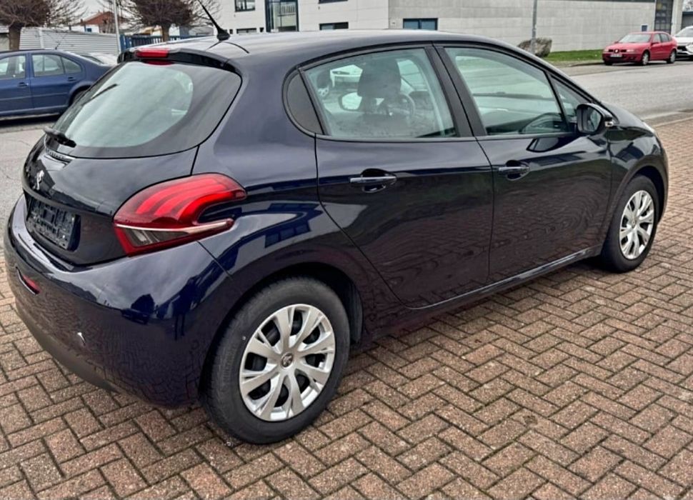 Peugeot 208  Euro 6 an 2016