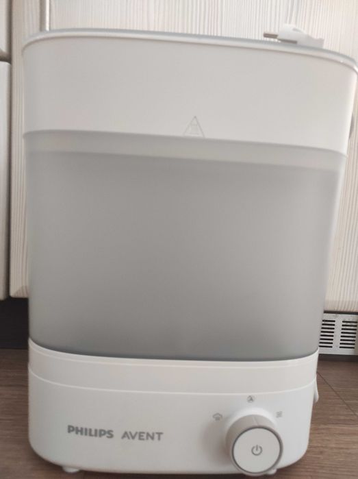 Продавам Philips Avent Premium SCF293/00 стерилизатор и сушилня
