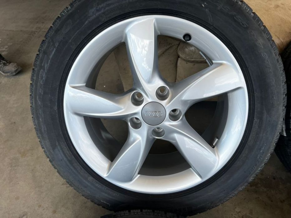 vand jante noi originale Audi A6,A4 pe 17” cu anvelope noi de iarnă