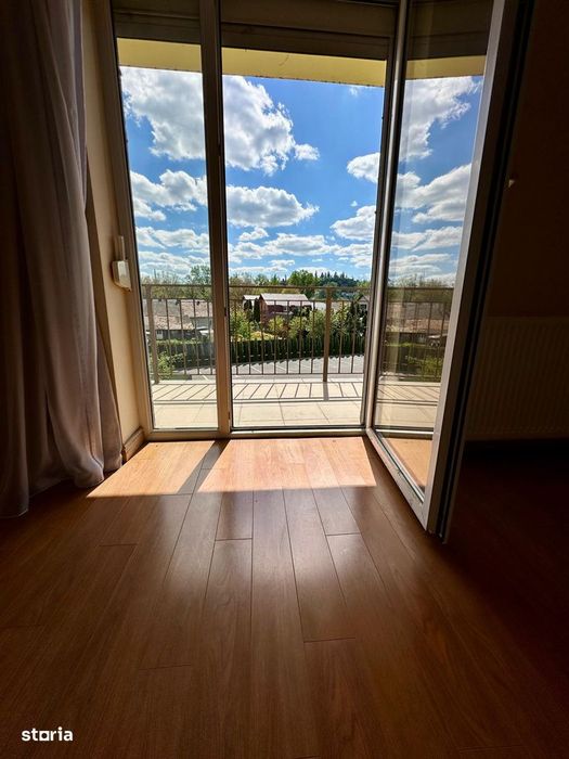 Apartament 3 camere Et 1 ,79 mp  Mobilat & Utilat | Garaj + Parcare |