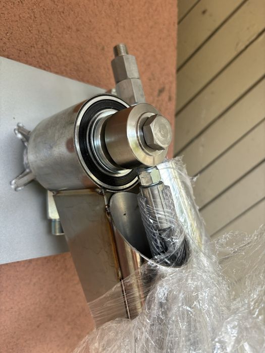 Въртящо Рамо за Автомивки