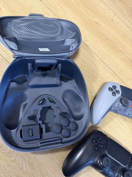 Sony DualSense Edge Wireless Controller – 30th Anniversary Limited Edition