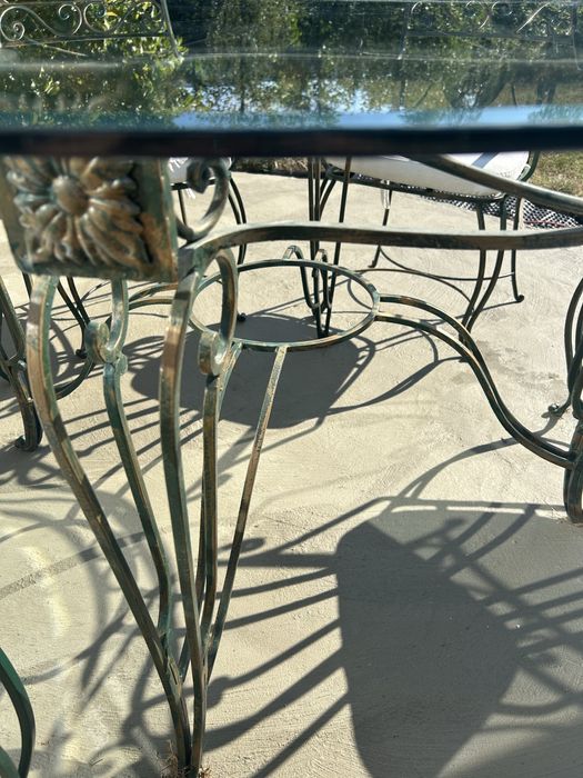 Ковано желязо комплект маса с 6 стола