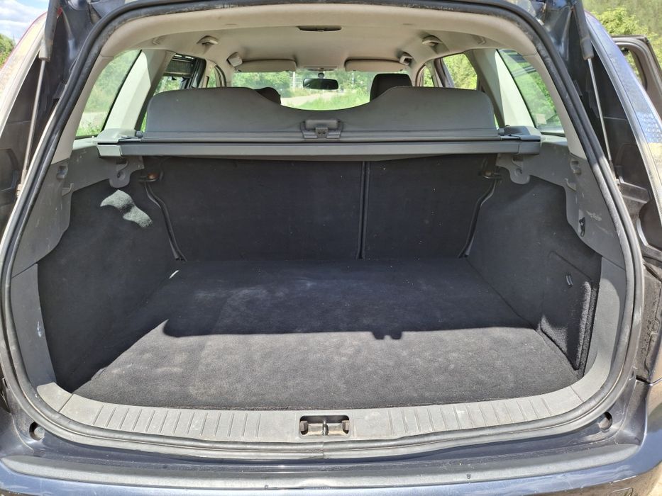 FORD Focus 2010 — imagine 5