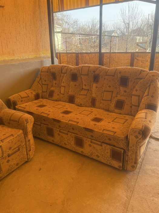 Продаю срочно на 10 тыс все вместе