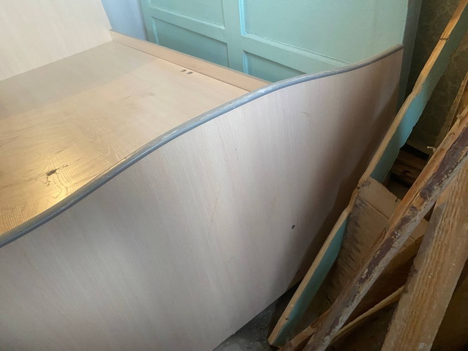 Продам кровать почти новая