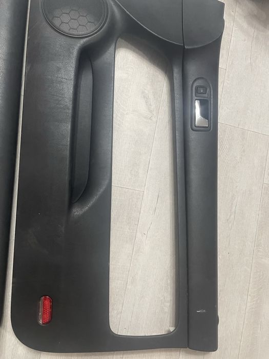 Дверные карты гольф 4 (купе 2 дверный)