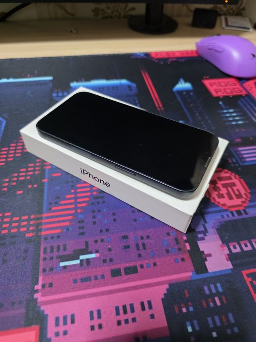 Iphone 13 256gb в отличном состоянии