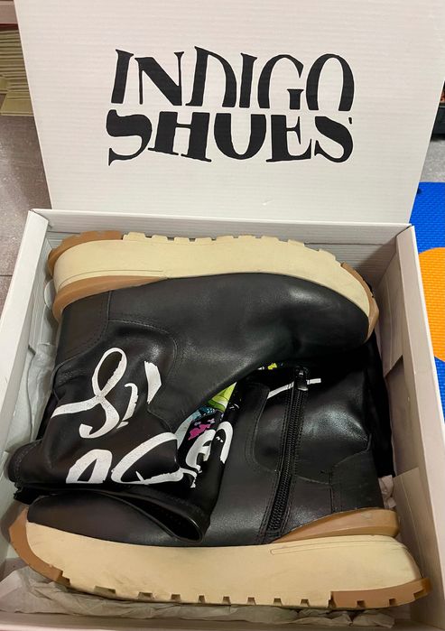 Дамски кожени чизми с рисунки