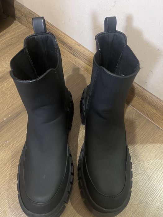 Боти Prettylittlething