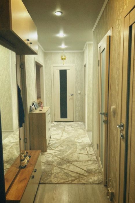 Продам квартиру 3-х ком 10-12