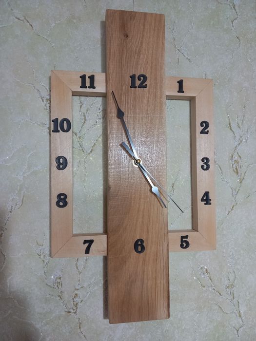 Стенен дървен  Часовник