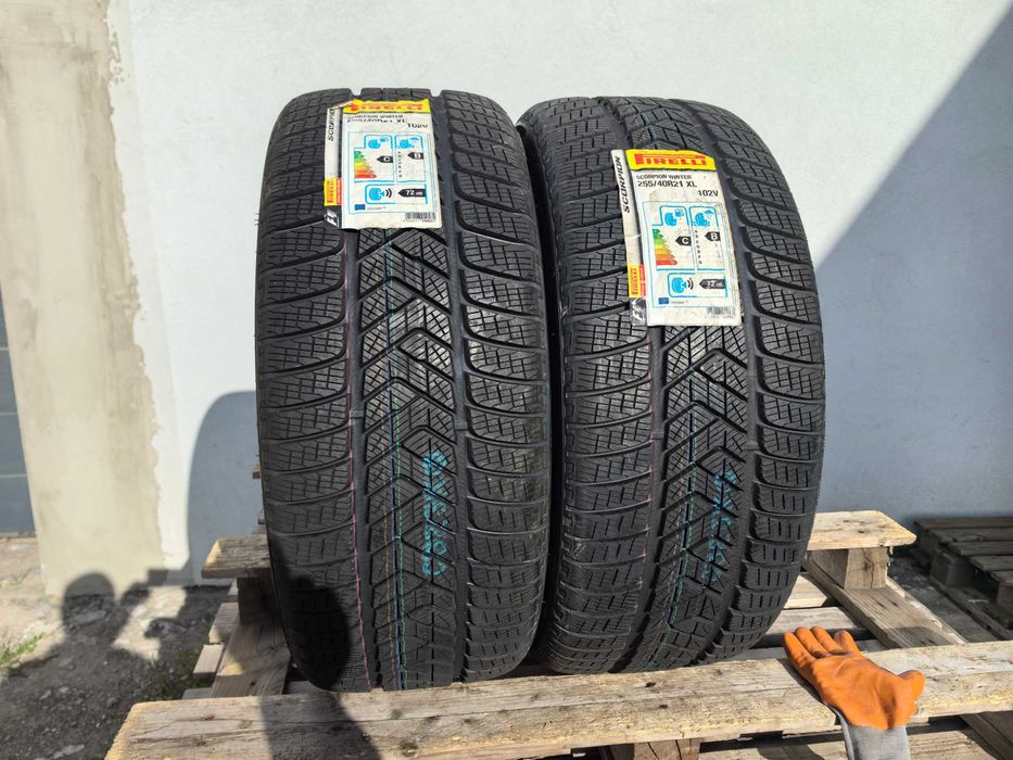 255/40/21 Пирели ДОТ 2020 г - Чисто Нови