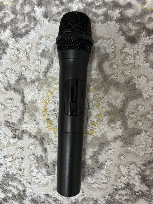 Колонка для музыки, караоке