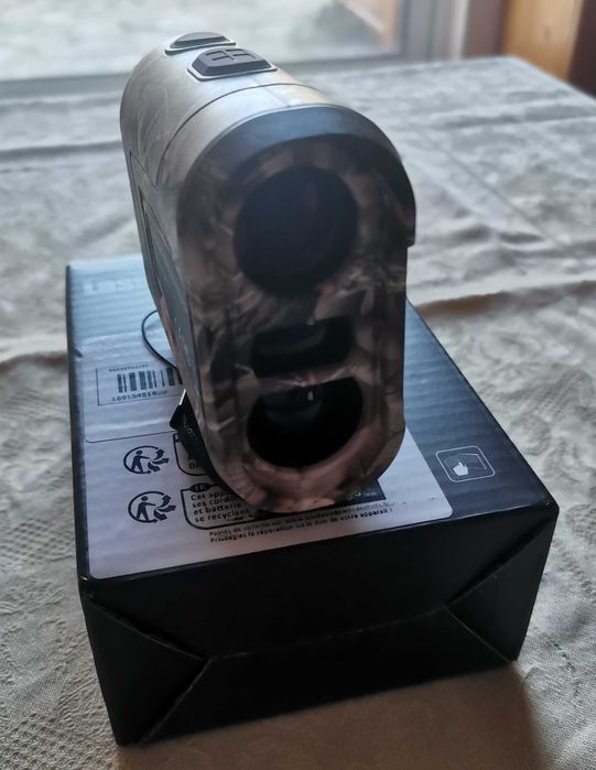 Ловен лазерен далекомер 1200М 6X