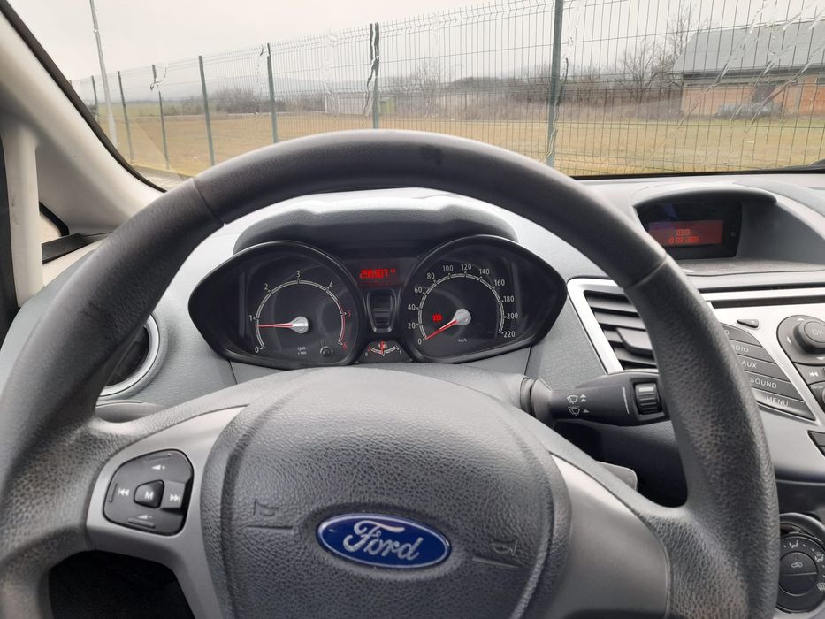 Vand Ford fiesta