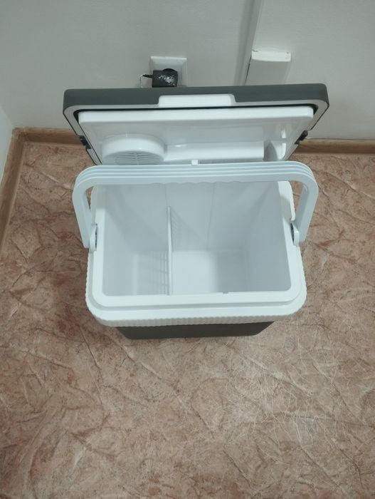 Продам авто холодильник