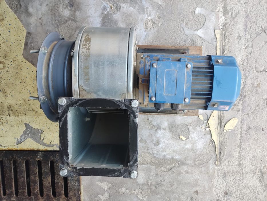 Вентилятор улитка (радиальный) с электродвигателем