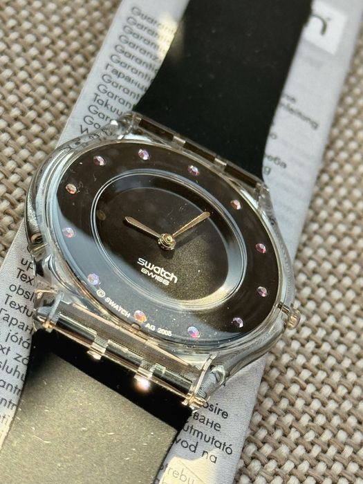 Ceas dama Swatch Skin Black Glamour SFK275D Full box & papers