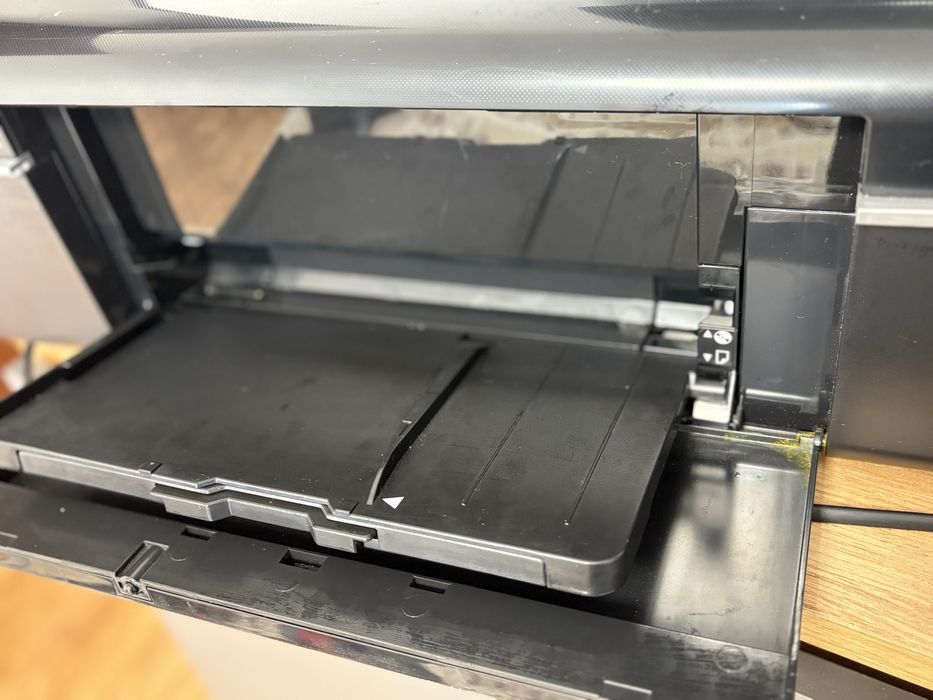 Продается принтер EPSON L805