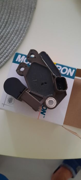 Releu încărcare alternator